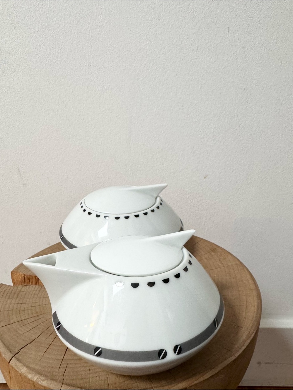 UFO RANMARUcream pitcher & sugar bowl ON THE TOWN Japan
